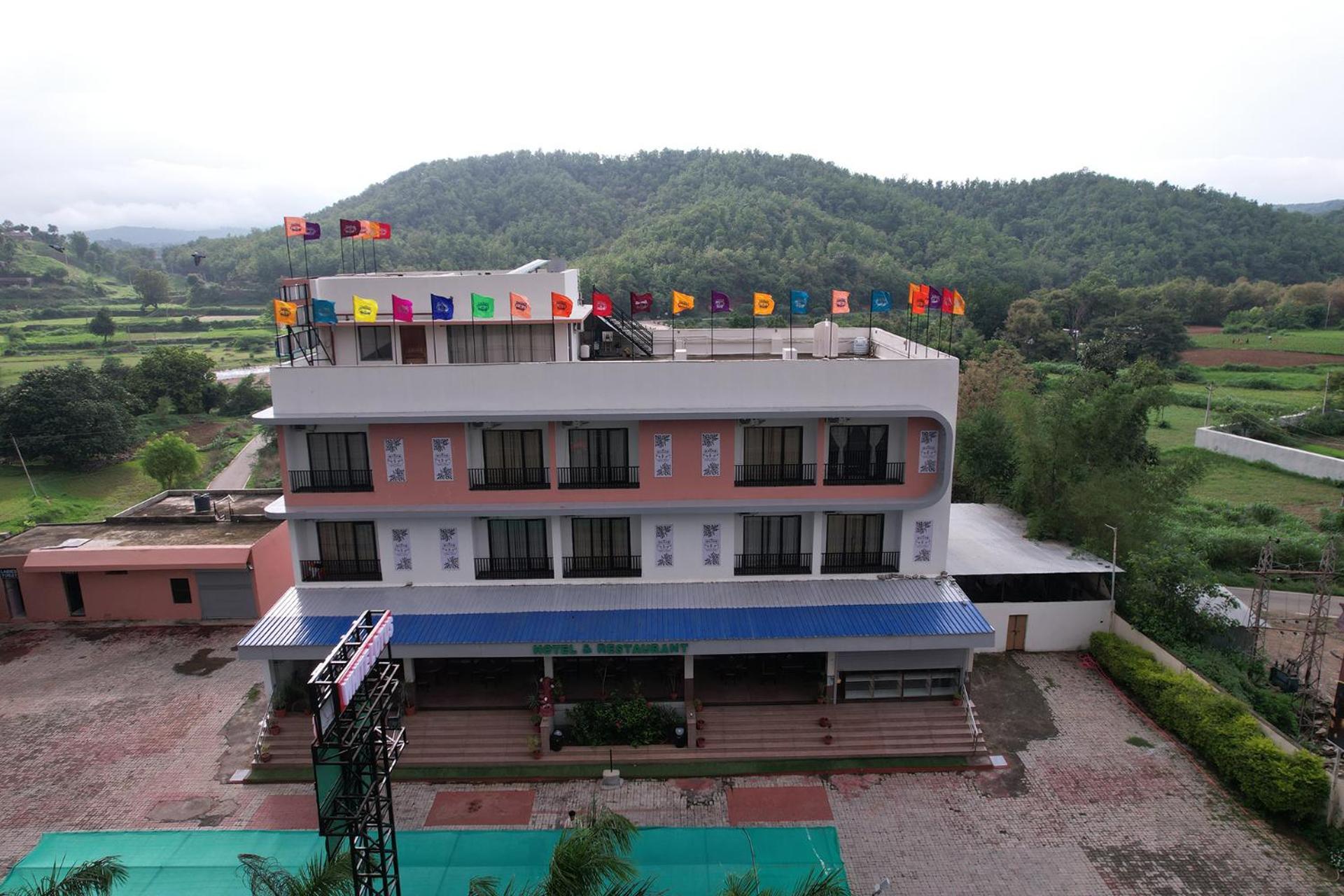 Hotel White Lotus Dungarpur Εξωτερικό φωτογραφία